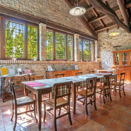 Casa vacanze Lovely In With Kitchen *