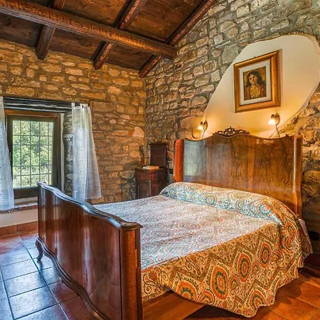 Lovely In With Kitchen Holiday home